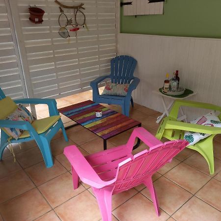 Bel Appartement - Proche Des Plages De Sainte Anne Exteriér fotografie