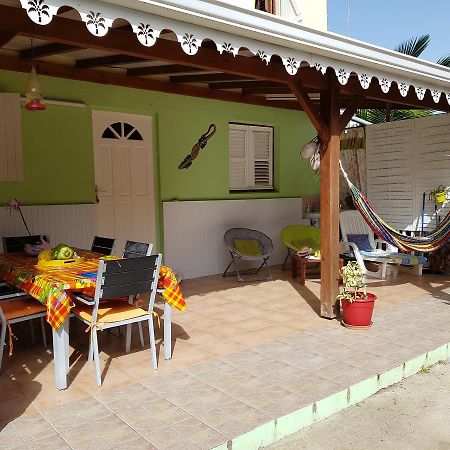 Bel Appartement - Proche Des Plages De Sainte Anne Exteriér fotografie